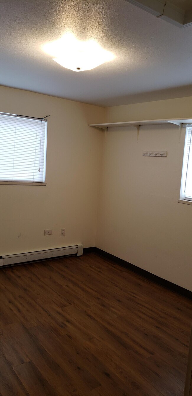 Building Photo - 2859 Elm Cir
