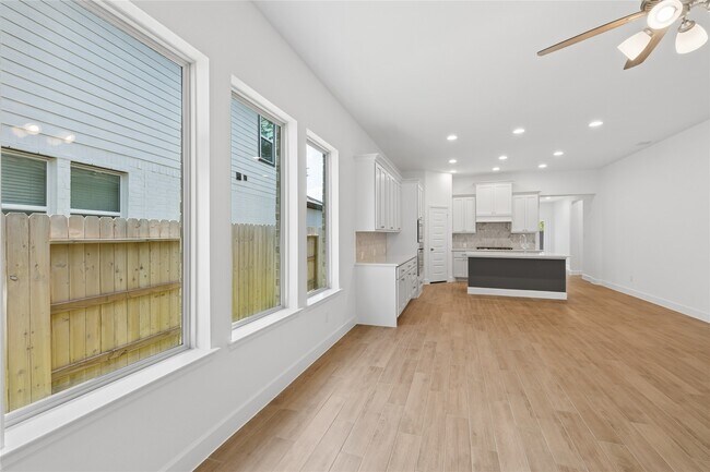Building Photo - 29934 Stony Frst Dr