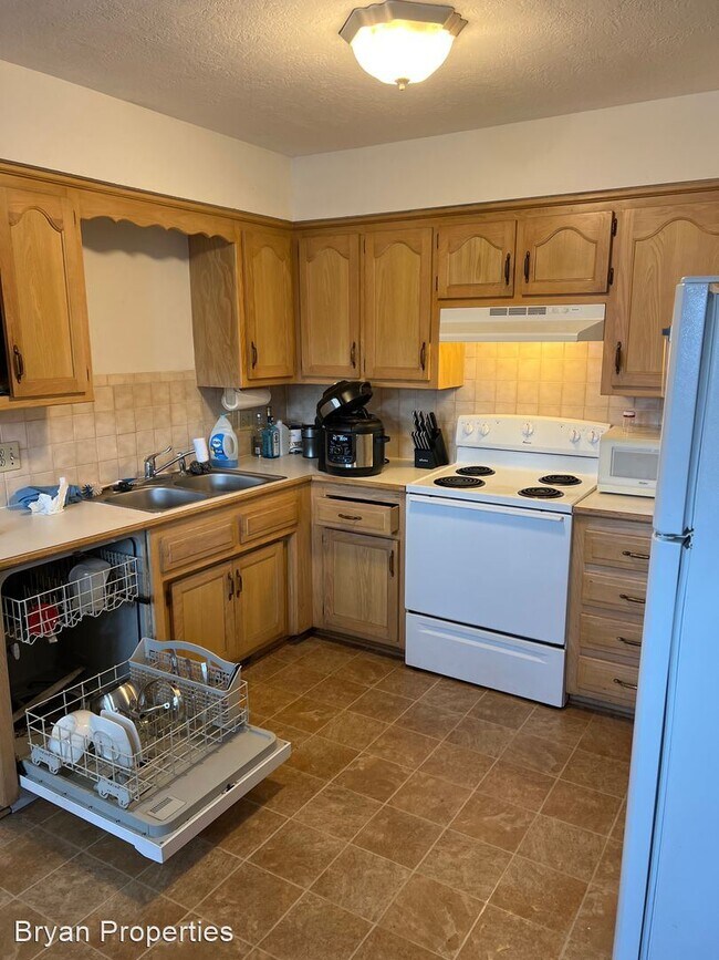 Foto del edificio - 3 br, 2 bath House - 1216 S. Florence Ave