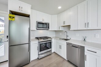 Building Photo - 167 Dolores St