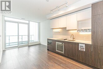 Building Photo - 5 Buttermill Ave.