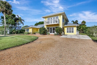 Building Photo - 7501 S Indian River Dr