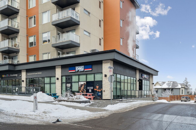 Building Photo - 71 Shawnee Cmn SW