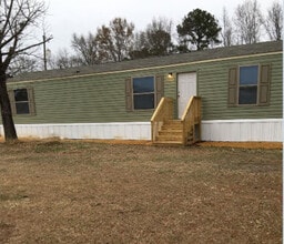 Building Photo - 101 Lone Pine Ln