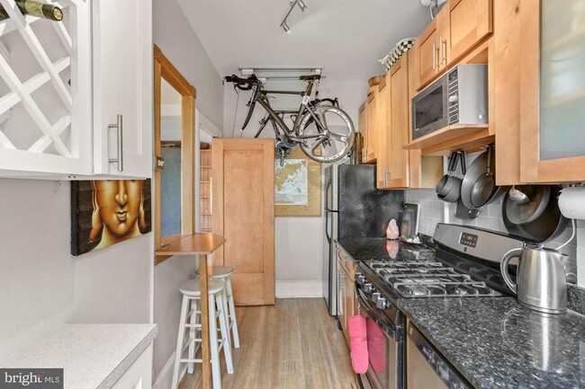 Building Photo - 1725 17th St NW