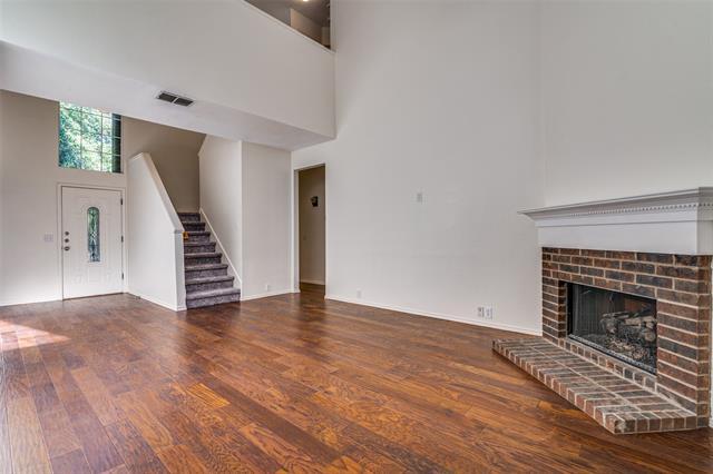 Foto del edificio - 1917 Torrey Pine Dr