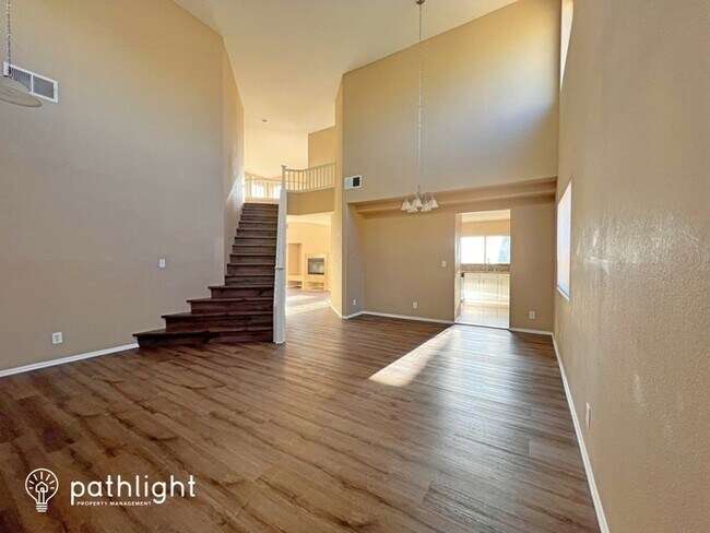 Foto del edificio - 44313 63rd St W, Lancaster, CA, 93536