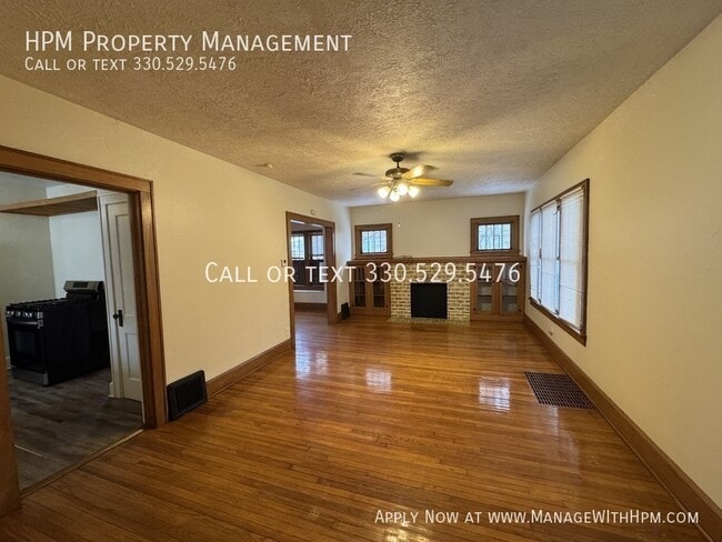 Building Photo - 1442 Plain Ave NE