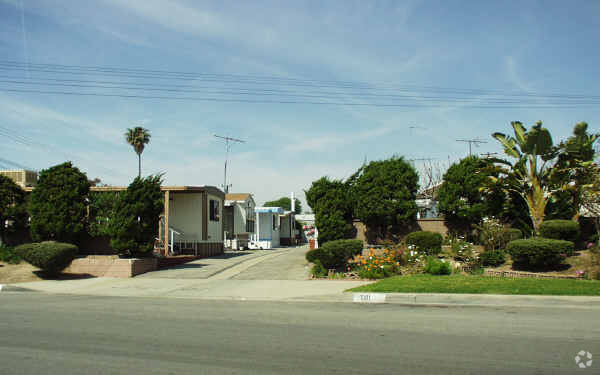 Primary Photo - Elms Mobile Homes