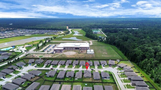 Building Photo - 20715 Southern Wds Blvd