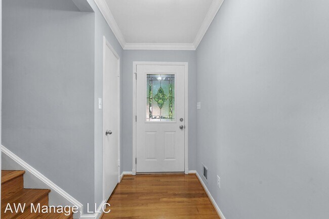 Building Photo - 4 br, 3 bath House - 9321 Corsica Dr