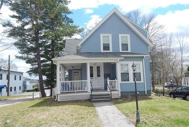 Foto del edificio - 532 Blackstone St