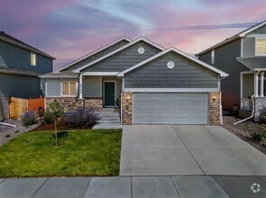 Building Photo - 13170 Valley Peak Dr
