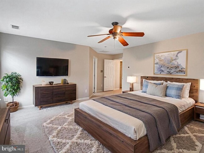 Building Photo - 5213 Yellow Birch Dr