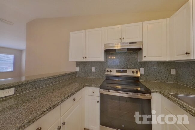 Building Photo - 505 22nd Terrace E