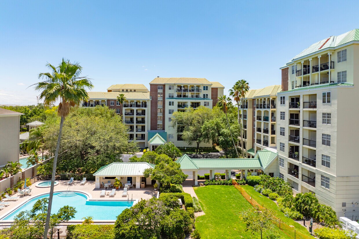 Foto del edificio - Harbour Court Condo Association
