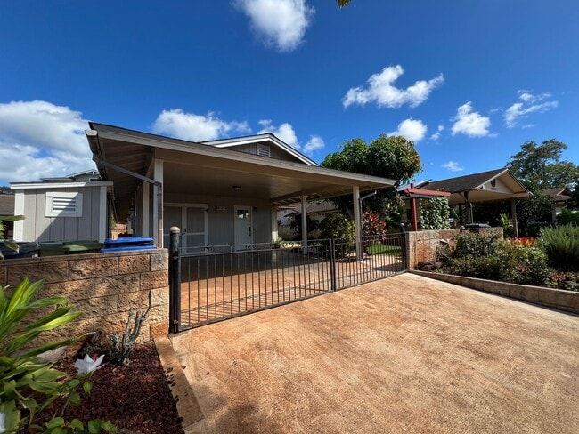 Building Photo - 348ADA