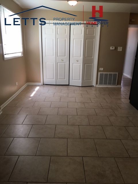 Building Photo - Beautiful 2 Bedroom Aprtment