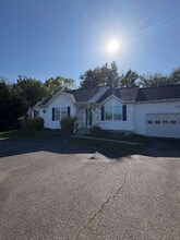 Building Photo - 11016 Leavells Rd