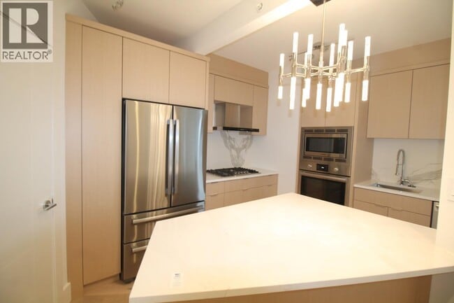 Photo du bâtiment - 1228 W Hastings St