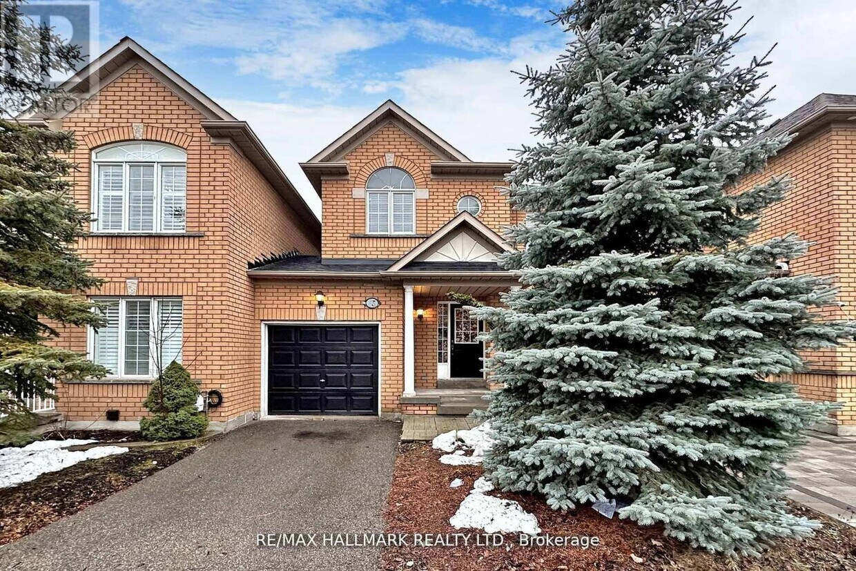 Primary Photo - 55 Walkview Crescent