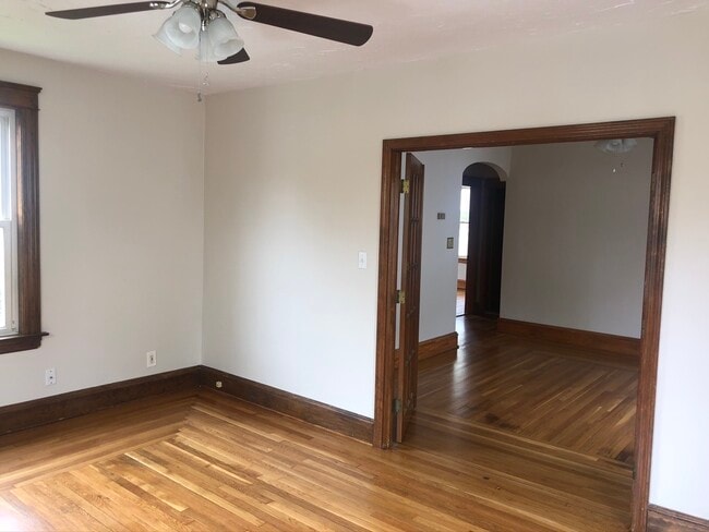 Building Photo - 54 Rodman St