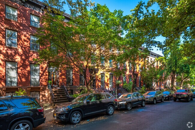 Building Photo - 112 Fort Greene Place