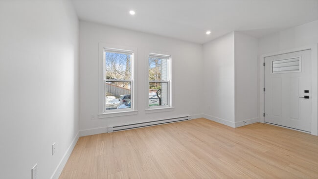 Building Photo - 87 Prince Albert Rd