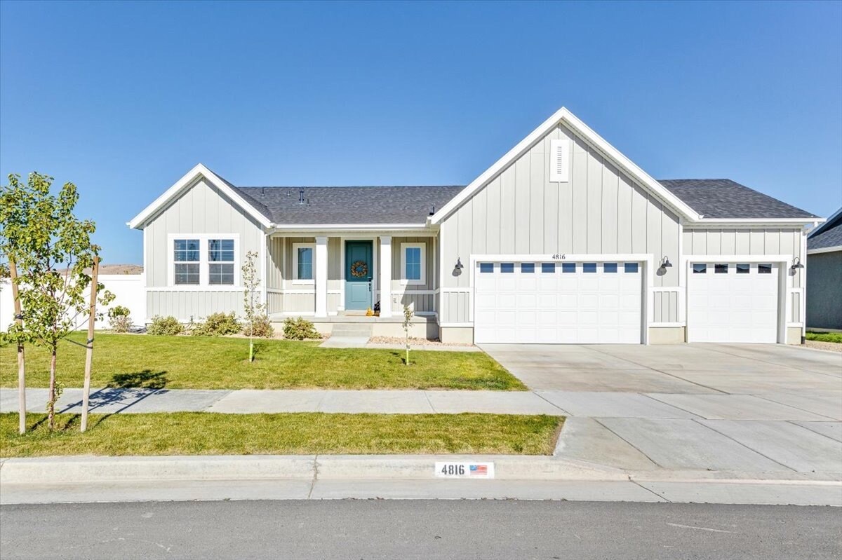 4816 N Topaz Dr, Eagle Mountain, UT 84005 House Rental in Eagle