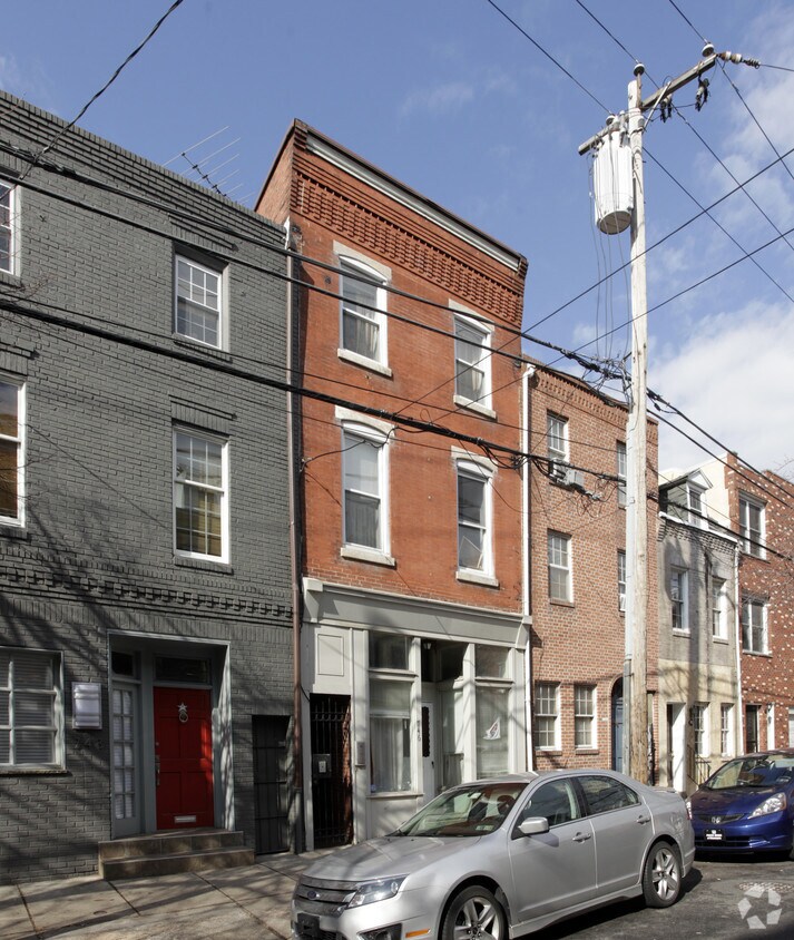 Primary Photo - 746 S 2nd St