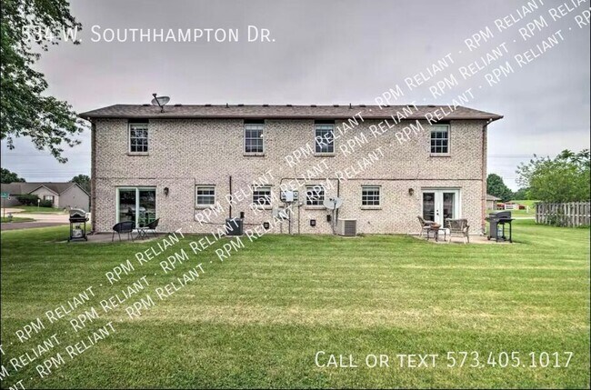 Foto del edificio - 534 W Southampton Dr