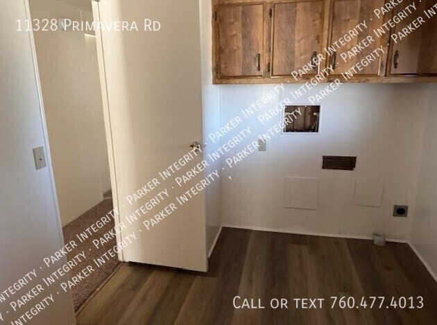 Foto del edificio - 11328 Primavera Rd