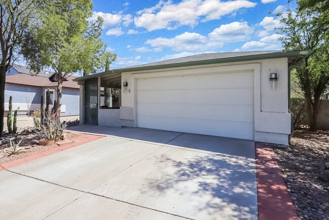 Building Photo - Tucson, AZ - Single-Family - $1,845.00