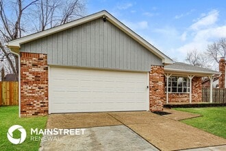 Building Photo - 6464 Firethorn Ave