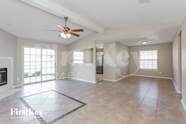 Foto del edificio - 8281 Velvet Springs Ln