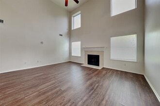 Building Photo - 14750 Autumn Glen Ct