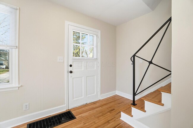 Foto del edificio - 1654 Ashland Ave