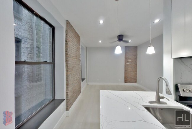 Building Photo - East 18th Street