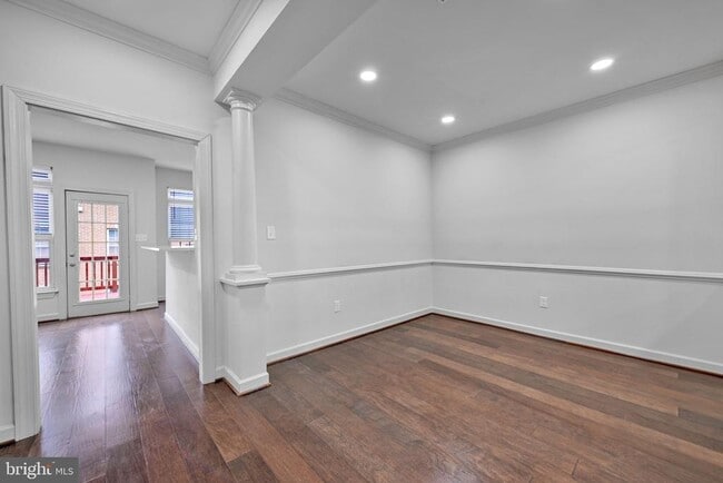 Building Photo - 14203 Plum Run Way