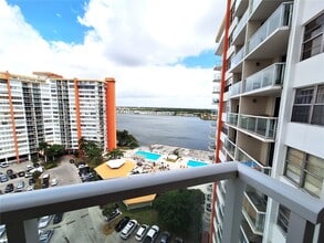 Building Photo - 1351 NE Miami Gardens Dr