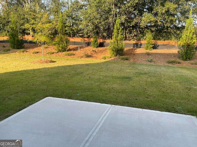 Foto del edificio - 3156 Morris Hills Dr