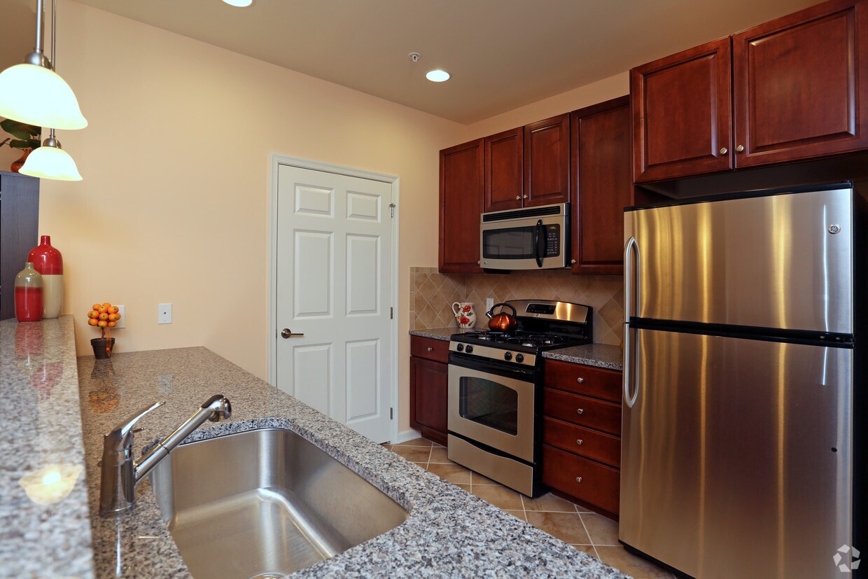 Dublin Terrace Apartments 2034 Limekiln Pike Dresher, PA