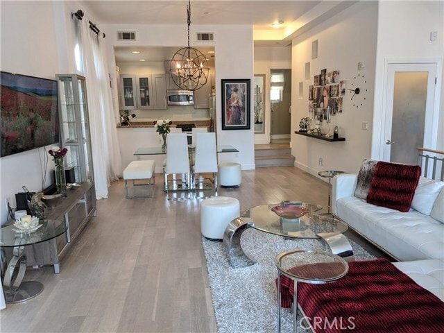 Foto del edificio - 13260 Landale St