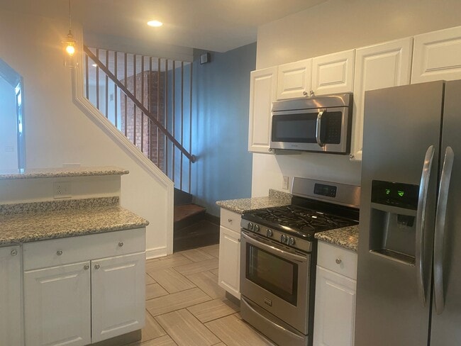 Building Photo - 6002 Butler St