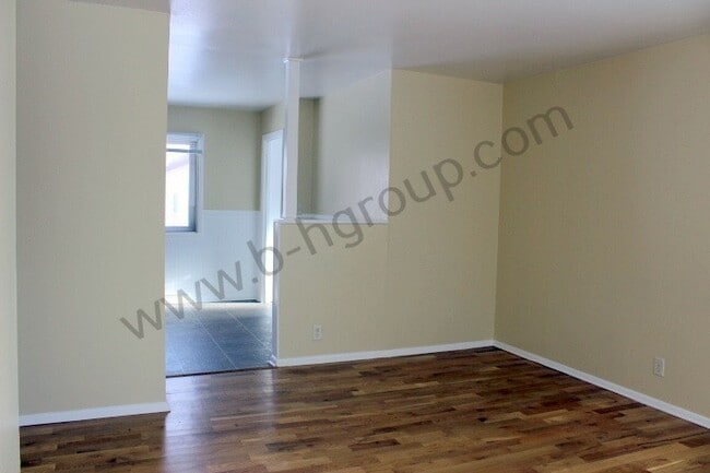 Foto del edificio - Desirable Southside Location!