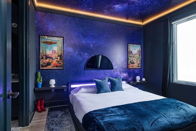 Foto del edificio - 245 Hermitage Ave