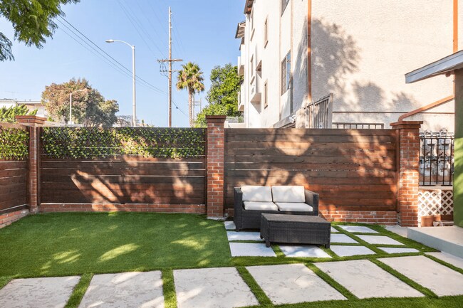 Building Photo - 3766 Sawtelle Blvd