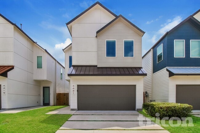 Building Photo - 4421 Bora Bora Ln