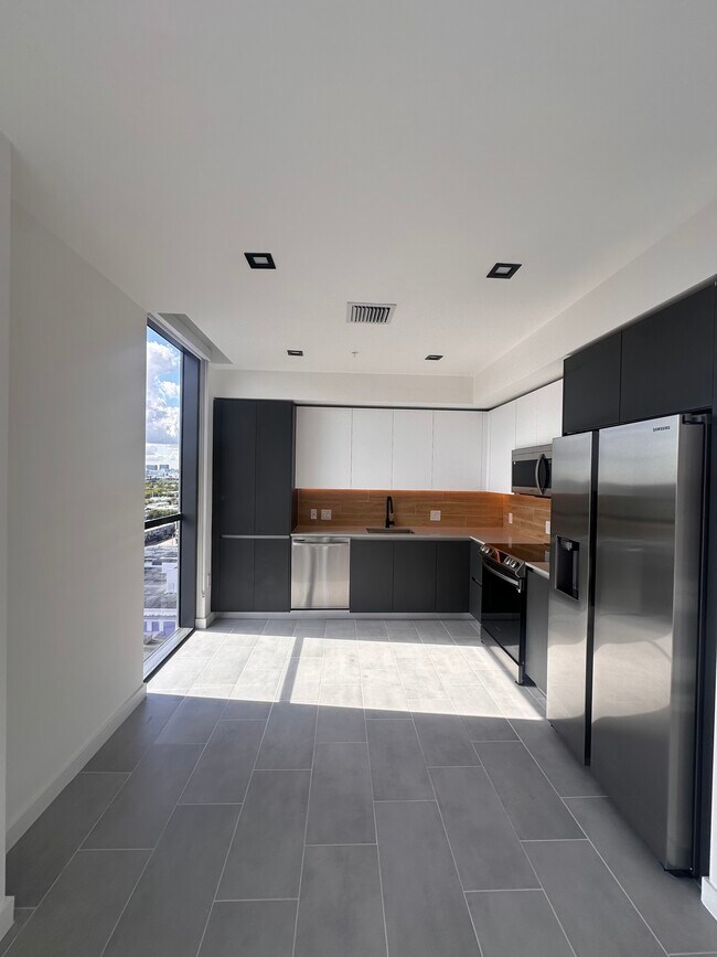 Foto del edificio - 3026 NW 1st Ave