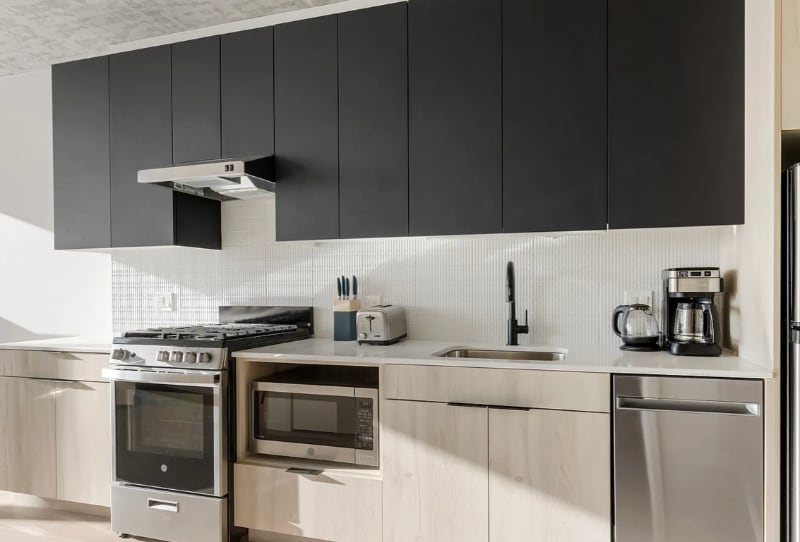 Primary Photo - 171 N Morgan St